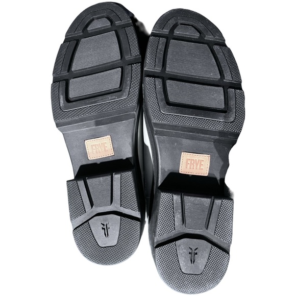 NWOT FRYE CHLOE LEATHER BOOT - Picture 5 of 9